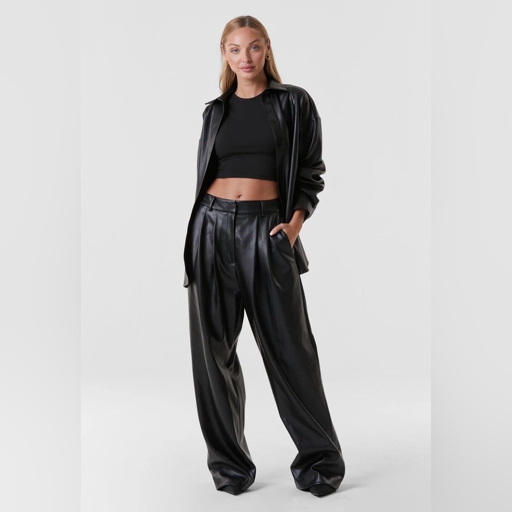 Noli | Wide-Leg Faux Leather Pants